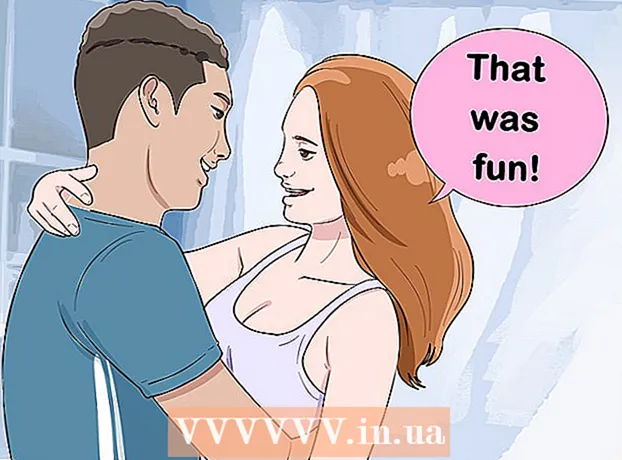 How to get a boy to kiss you